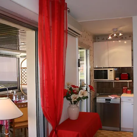 Apartment Le Jardin Des Roses Antibes