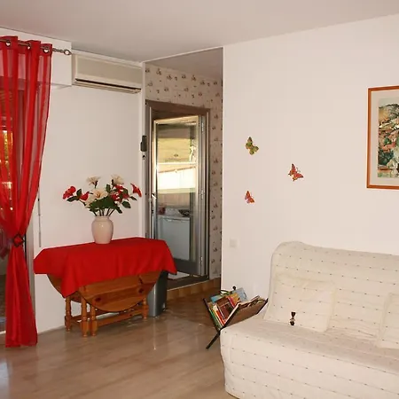 Apartment Le Jardin Des Roses Antibes